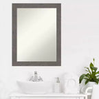 Espejo de pared de baño estrecho rústico de 22" x 28" sin bisel de tablones grises - Amanti Art