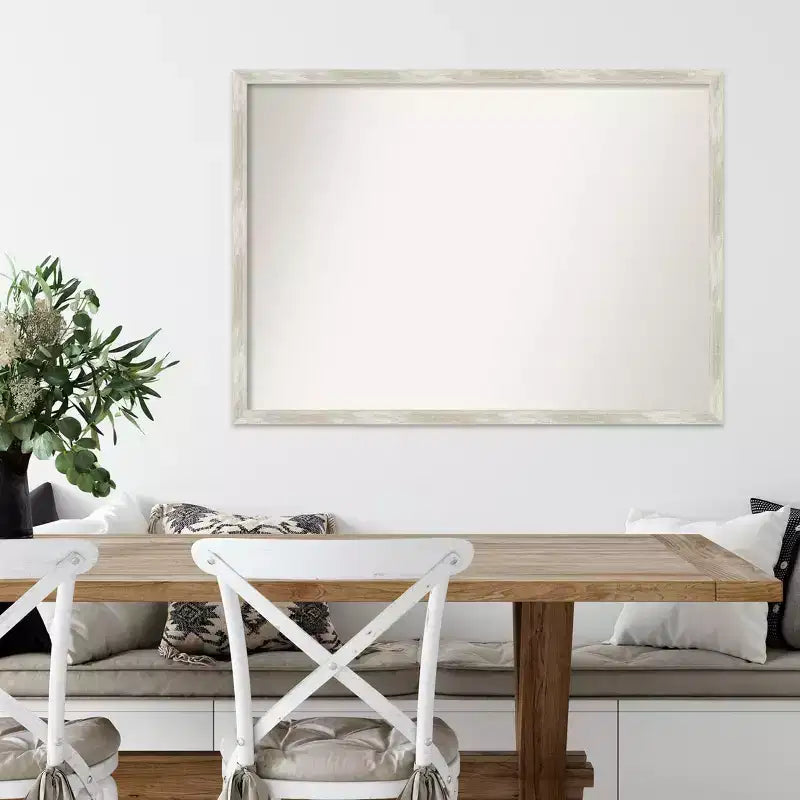 Espejo de pared rectangular, marco metálico plateado craquelado, 40"An x 29"Al, acabado mate desgastado