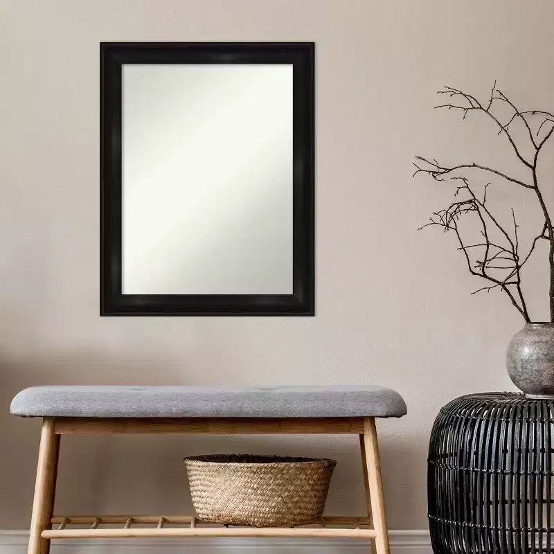 Espejo de pared rectangular de 22x28 pulgadas, marco estrecho negro, acabado satinado, se cuelga vertical u horizontalmente