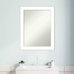 Espejo de pared blanco sin bisel de 22" x 28" para baño - Amanti Art: Rectangular moderno, incluye accesorios de montaje