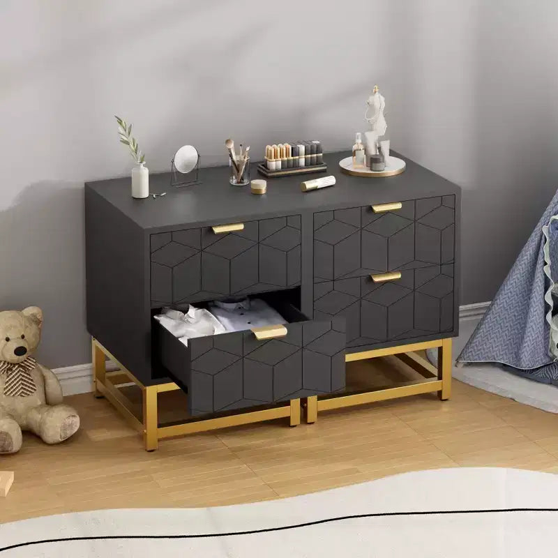 Cómoda de 2 cajones con patas y tiradores dorados, negra, diseño tallado moderno