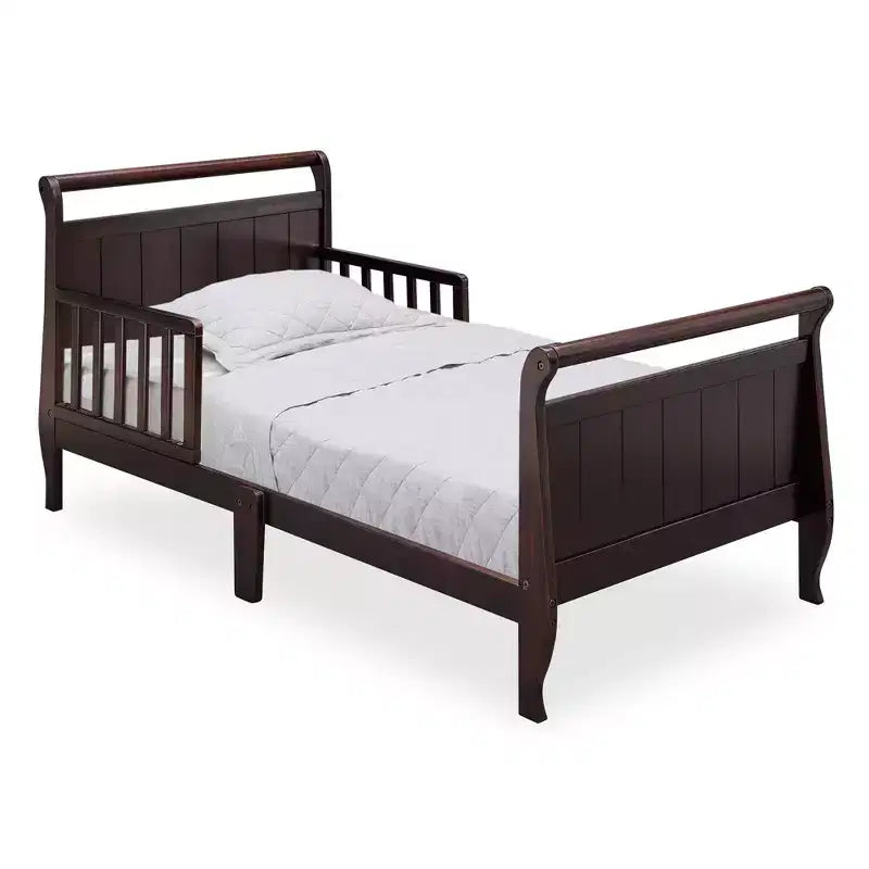 Delta Children Chestopher Toddler Bed with Bedrails