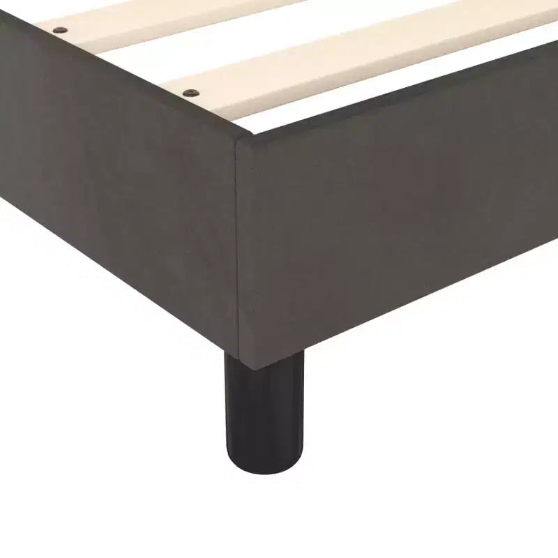 Estructura de cama: Terciopelo gris oscuro (100% poliéster), Contrachapado, Madera de ingeniería