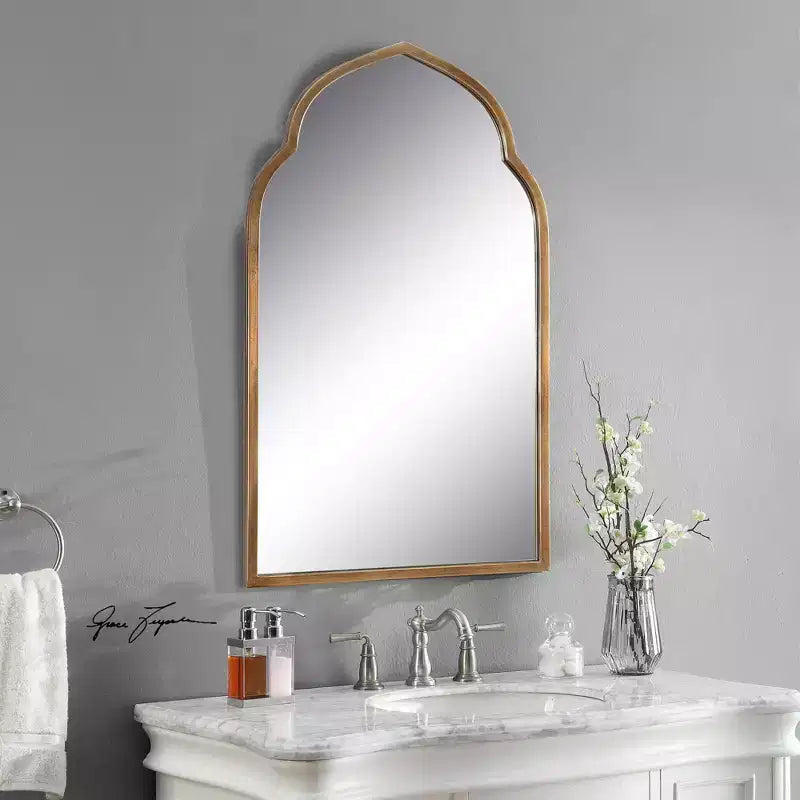 Espejo de pared dorado marroquí con arco, 40 x 24 pulgadas
