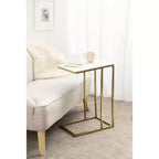 Mesa auxiliar en C Modern Glam con tapa de mármol blanco y estructura de metal dorado, 26.5" de alto